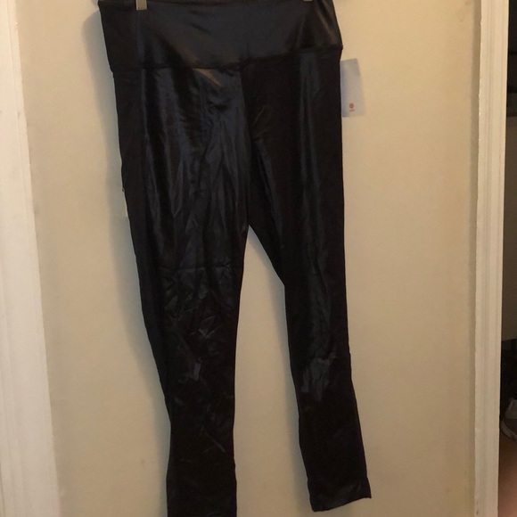 Faux leather like legging - Picture 1 of 10